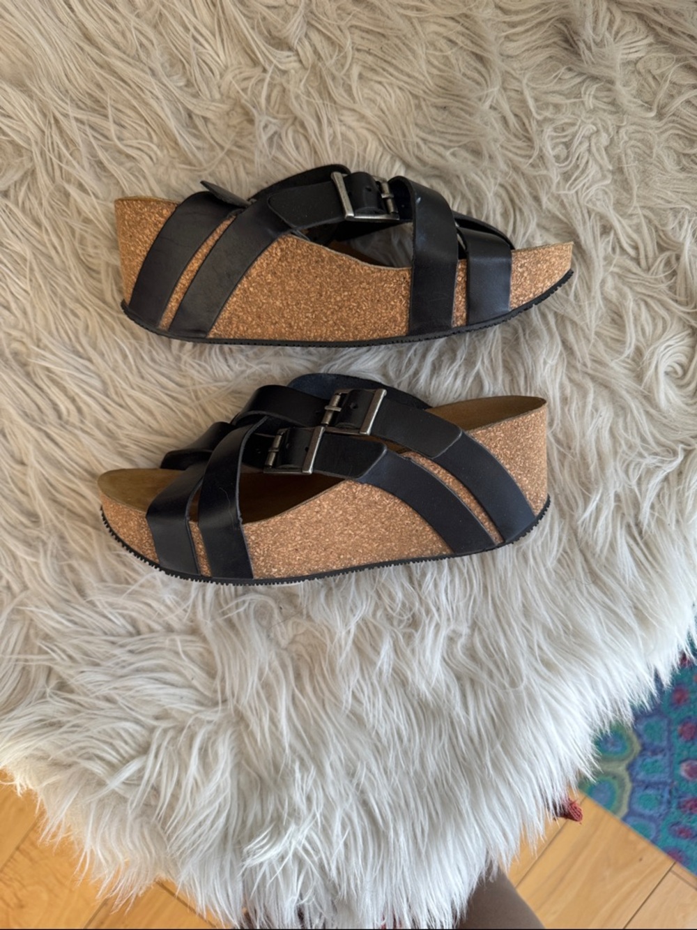 Eric Michael Extremely ComfyBlack Leather Double-Buckle Crisscross Slide Sandals